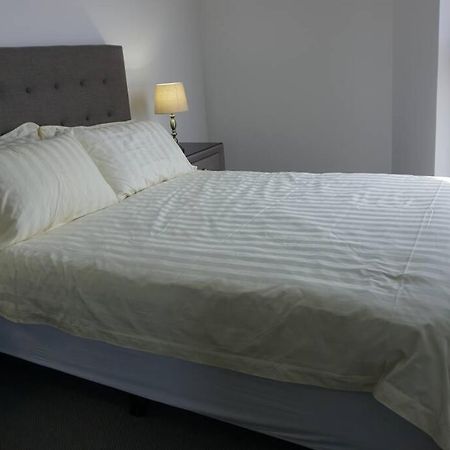 Skyone Lux 2Bed Room Aprt In Boxhill With Car Park Box Hill Eksteriør bilde